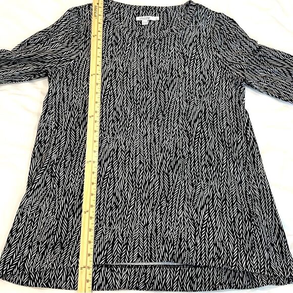 Chicos Zenergy Tunic Top Black White Soft French Terry 3/4 Sleeve Size 1 Medium - Picture 9 of 12
